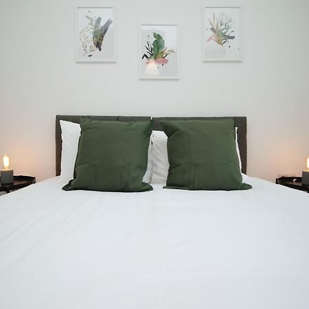 Fully Equipped Kitchen, Parking, City Centre 斯旺西 外观 照片