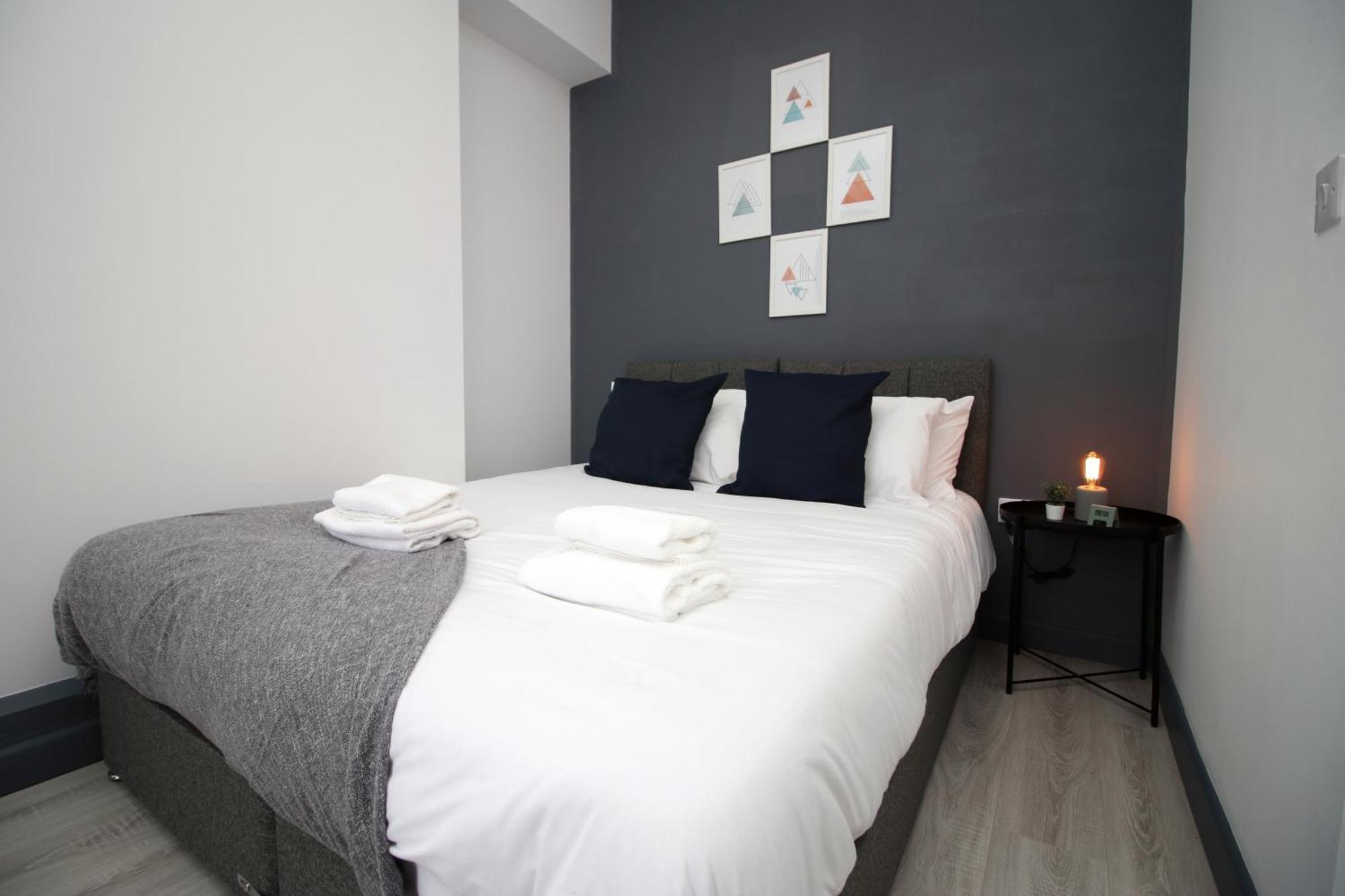 Fully Equipped Kitchen, Parking, City Centre 斯旺西 外观 照片