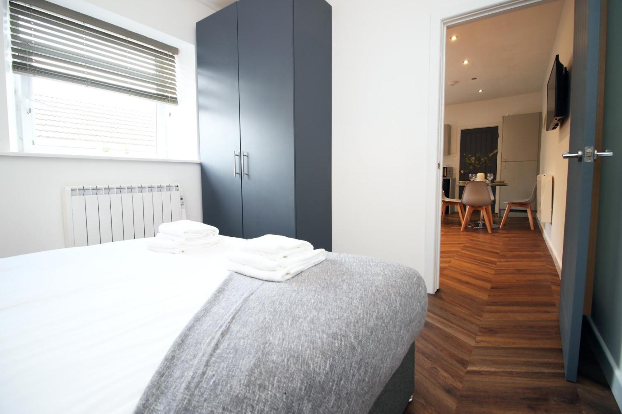 Fully Equipped Kitchen, Parking, City Centre 斯旺西 外观 照片