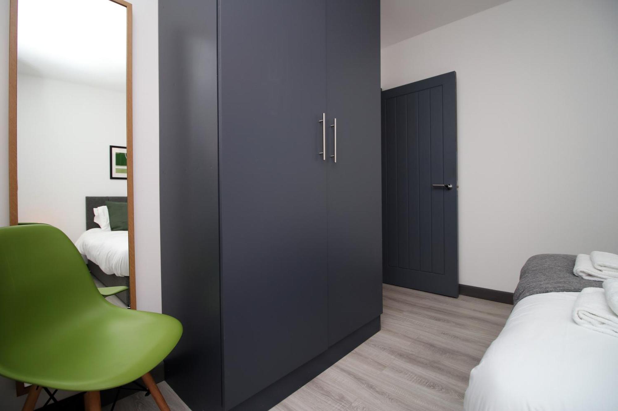 Fully Equipped Kitchen, Parking, City Centre 斯旺西 外观 照片