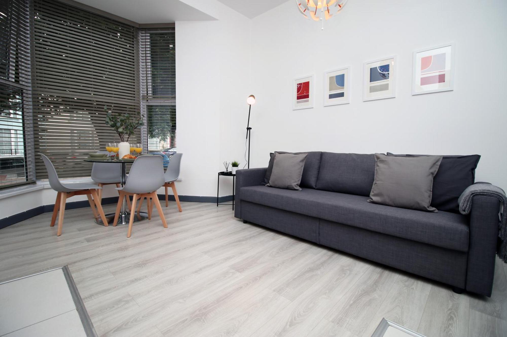Fully Equipped Kitchen, Parking, City Centre 斯旺西 外观 照片